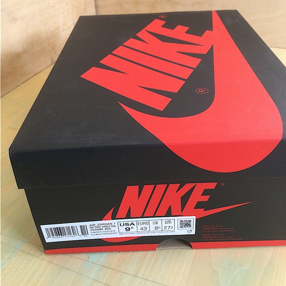 AIR JORDAN 1 RETRO HIGH OG 'DARK MARINA BLUE' - Picture 11 of 12